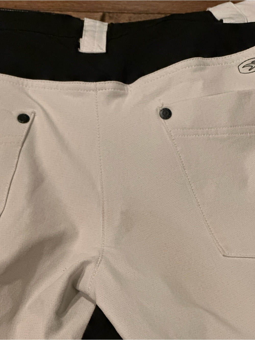 Sugoi Women’s White Mountain Bike Cycling Shorts - Picture 5 of 14